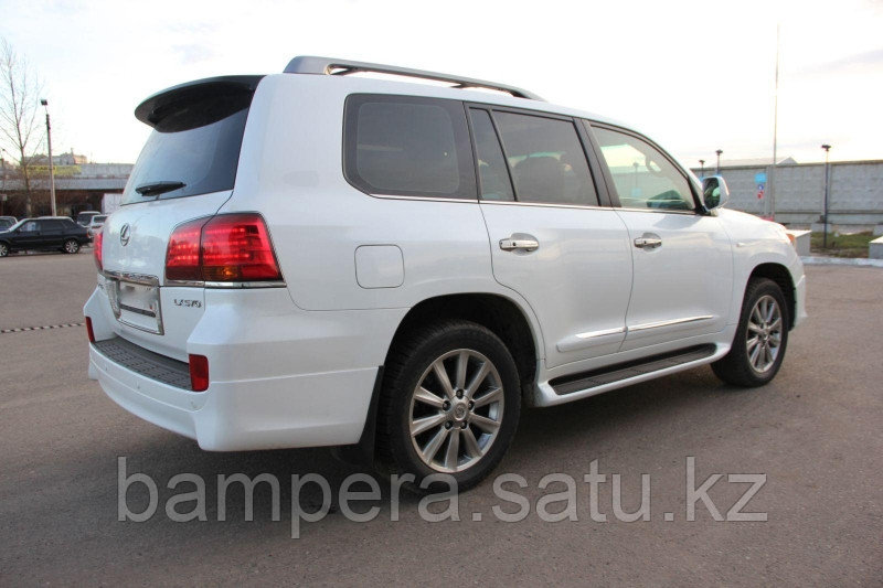 Задний оригинальный Б/У бампер на Lexus LX570 2008-2012 год выпуска - фото 2 - id-p67363110