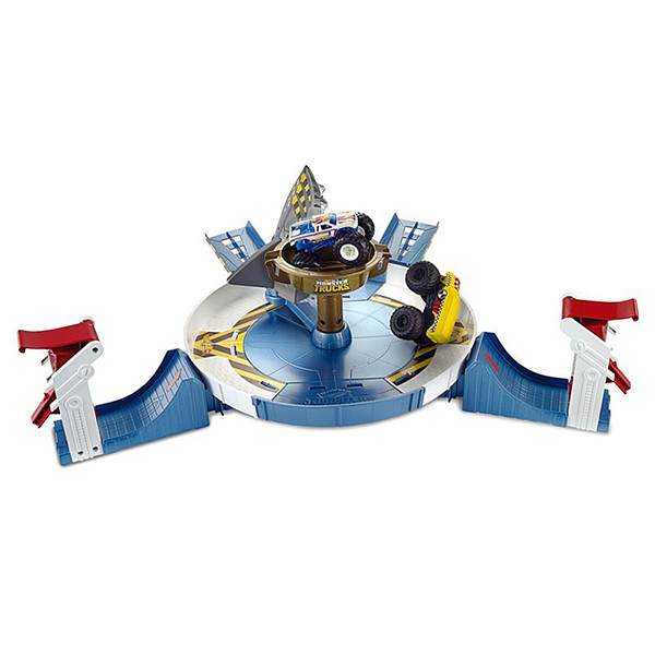 Mattel Hot Wheels Хот Вилс Игровой набор Монстр трак "Поединок с акулой"