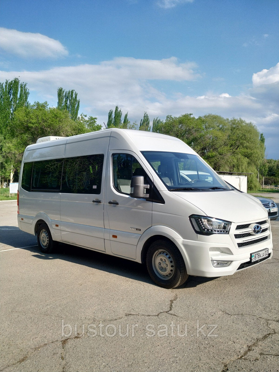Микроавтобус Hyundai | Заказать в Казахстане | Цены на Satu.kz