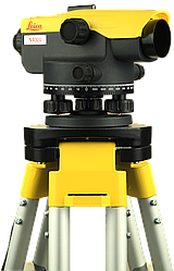 Инженерный оптический нивелир Leica NA320