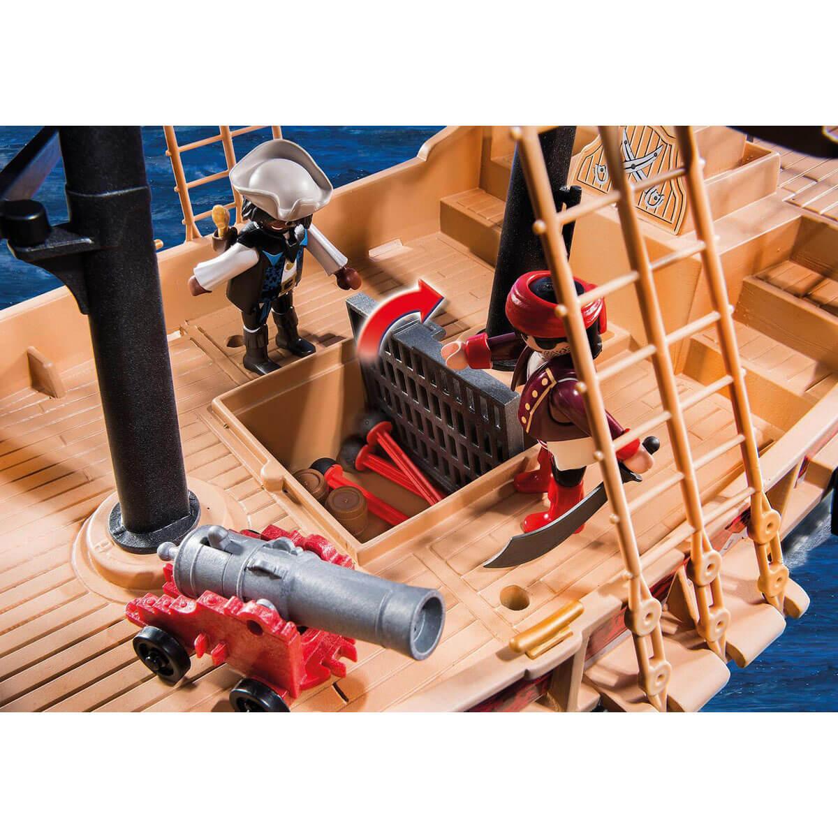 Конструктор Playmobil Пираты: Пиратский Боевой Корабль 6678pm