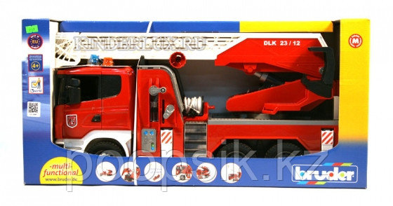 Bruder Пожарная машина Scania с выдвижной лестницей и помпой с модулем со световыми и звуковыми эффектами - фото 4 - id-p67720140
