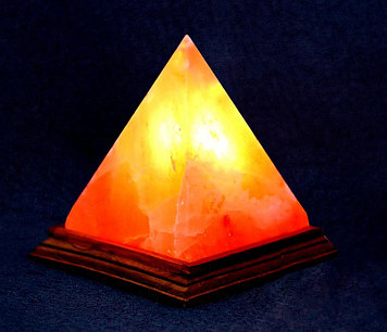 Соляная лампа - Пирамида