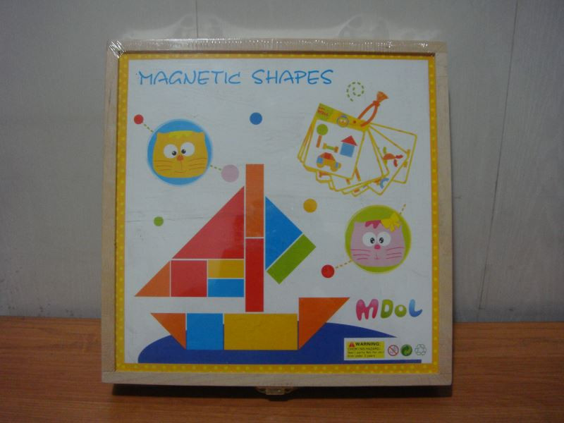 Чемодан с магнитными пазлами, фото 1