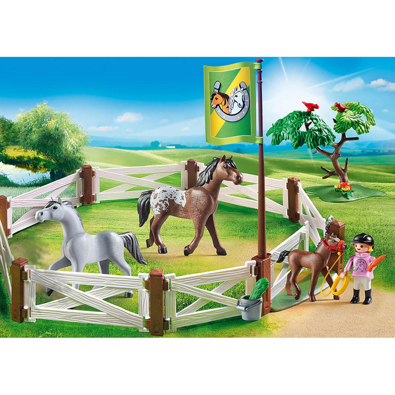 Конструктор Playmobil Конный клуб: Загон для лошадей