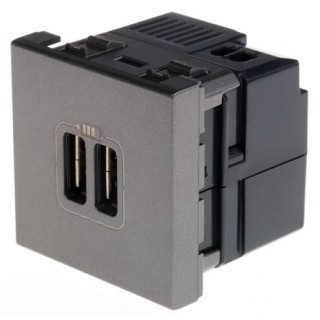 Legrand Розетка 2-ая USB 2400 mA квадрат Magnesium ( USB зарядка Mosaic встраиваемая )