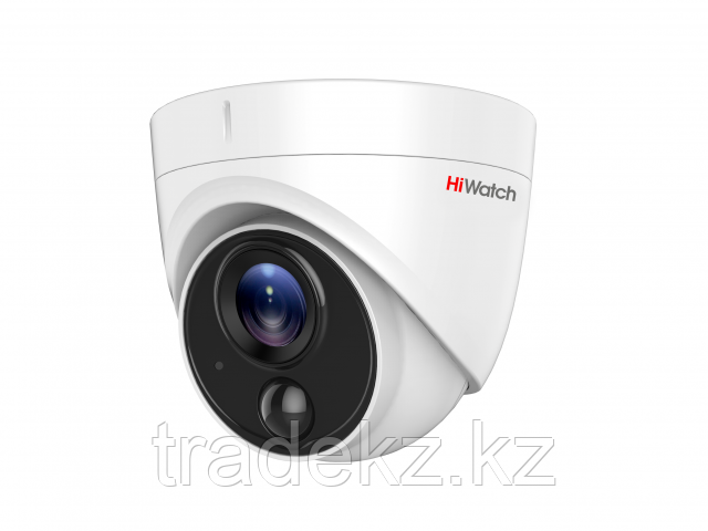HiWatch DS-T213 видеокамера цветная купольная с ИК-подсветкой