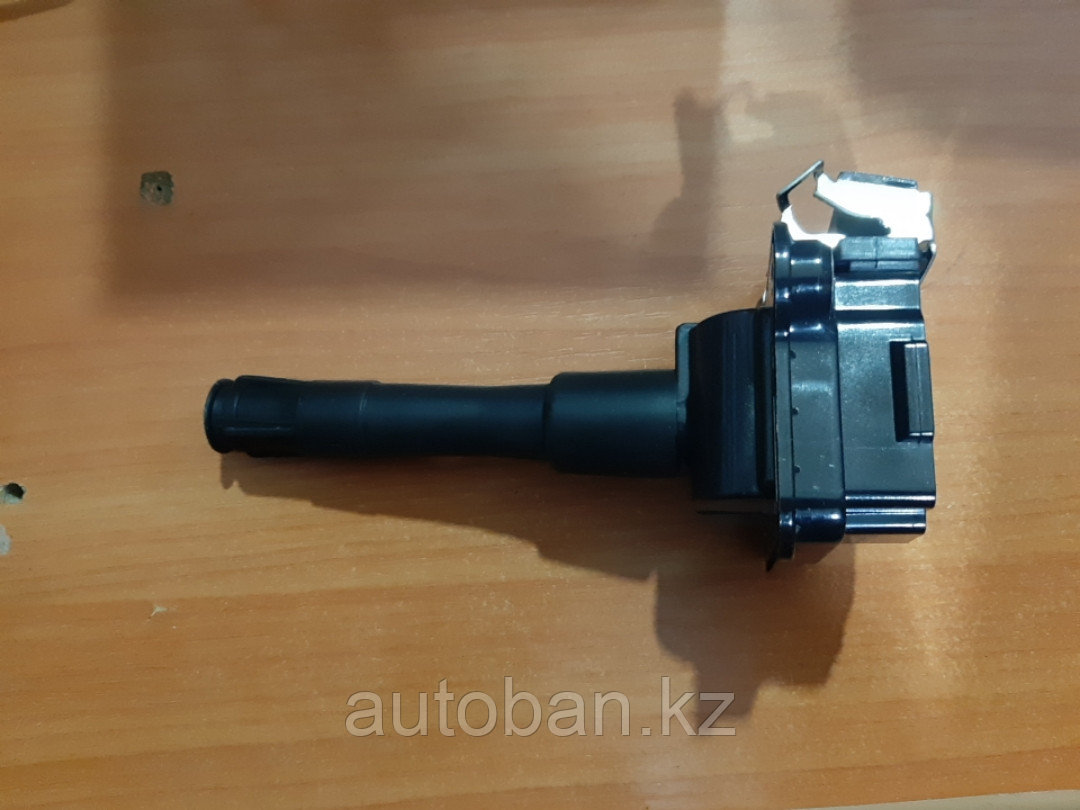 Катушка зажигания Audi A4/A6/A8/  Volkswagen Golf/Sharan/PASSAT 97-  V-1.6-3.7