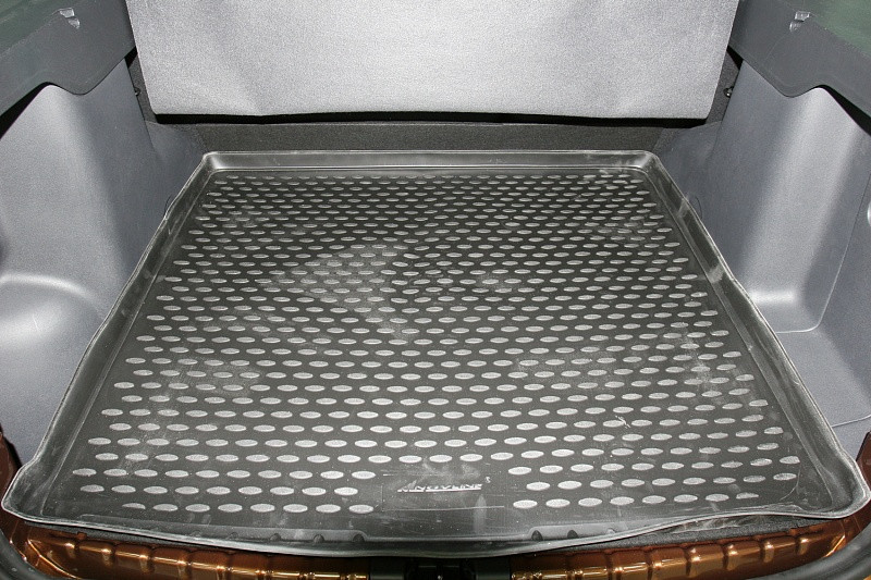 Резиновый коврик в багажник Nissan Terrano III 2wd 2014-н.в - фото 1 - id-p5578653