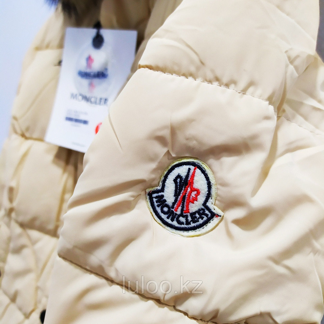 Зимняя куртка "Moncler" для девочек от 4 до 9 лет, бежевая. - фото 2 - id-p68202173