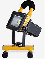 LED прожектор аккумуляторный 10W