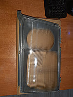 Стекло фары левая Mercedes W124 1988-1993