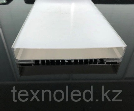 Накладной 142*32 мм алюминиевый профиль для светодиодной ленты - фото 1 - id-p68380226