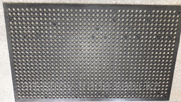 Коврик резиновый 60х90 с отверстиями, фото 2
