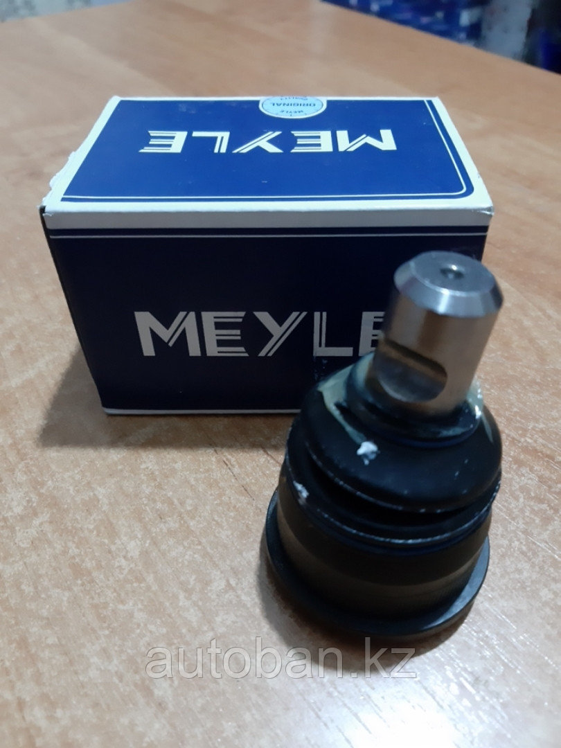 Шаровая опора Мерседес E124