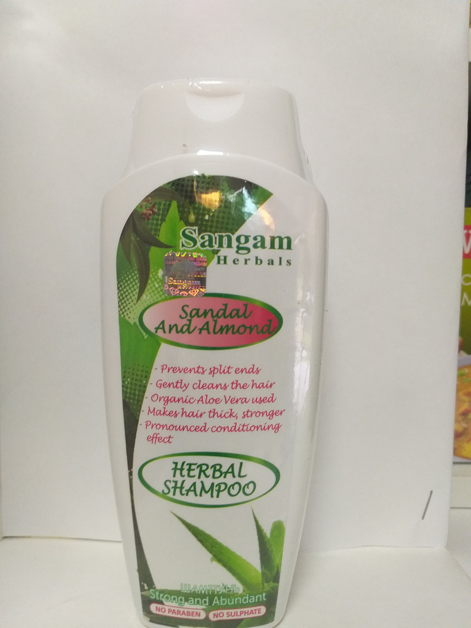 Шампунь для волос травяной "Сандал и Миндаль", 200мл, Sangam Herbals