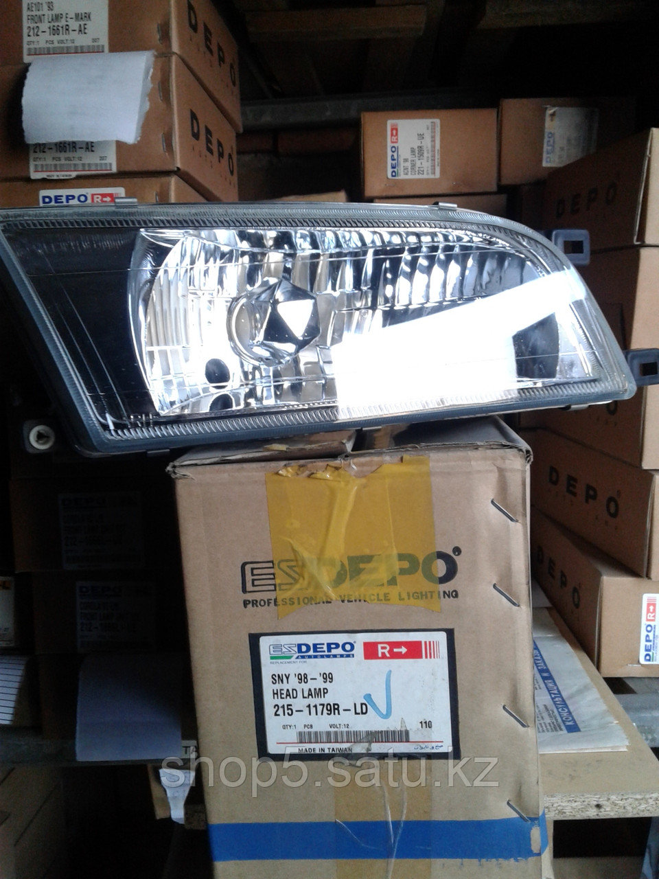 Nissan Sunny В-15 1998-1999 гг. Фара левая (Head lamp clear rh) 215-1179 LD
