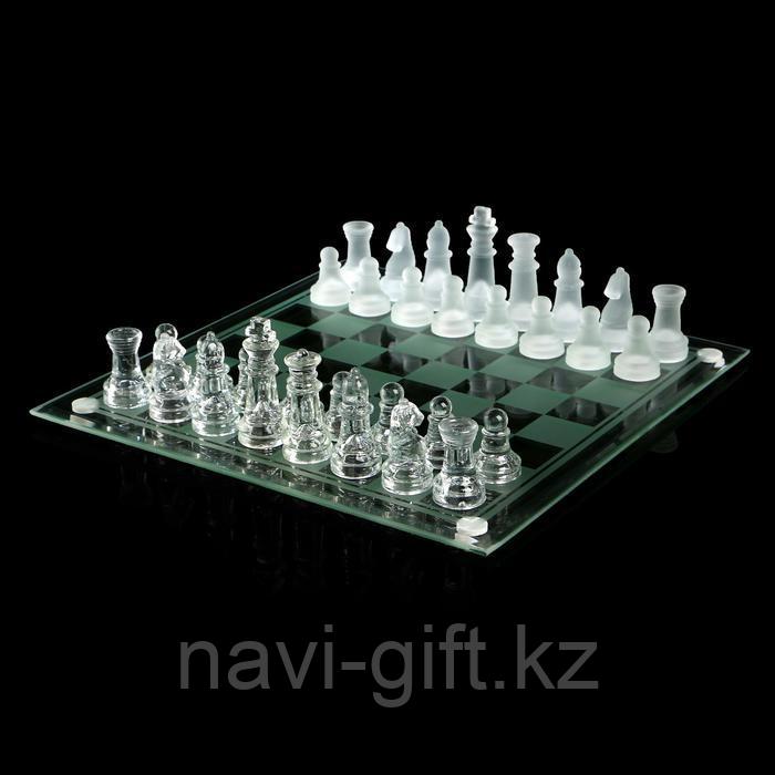Шахматы настольные, стеклянная доска 30*30 см, прозрачная