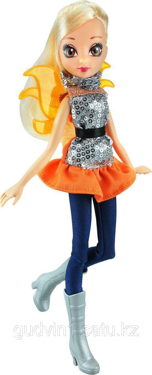 Кукла Winx Club Звездная магия Флора, IW01801903