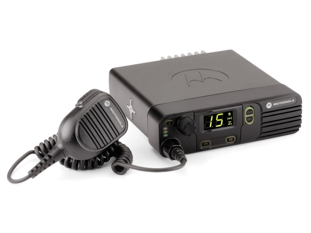 Автомобильная радиостанция Motorola DM3400