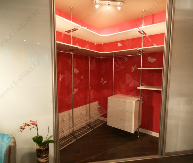 Гардеробные SHG18