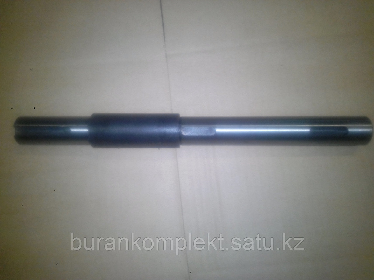 Вал ведомого шкива 1 но опорн трансмиссии с посадкой 25 мм - фото