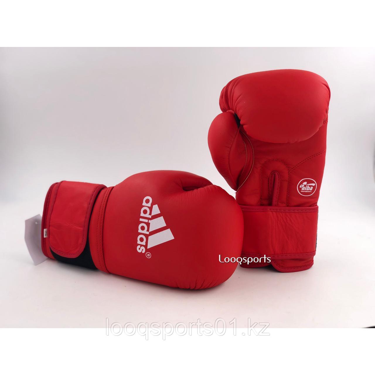 Боксерские перчатки Adidas Aiba (кожа)