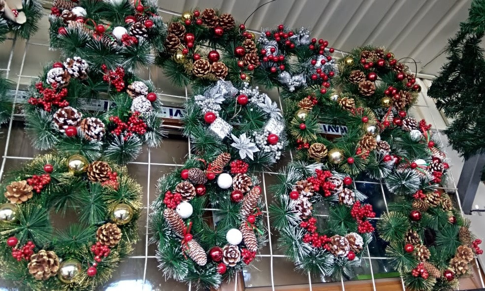 Венки хвойные 20 см