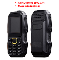 Мобильный телефон c мощным аккумулятором и фонариком, W2025