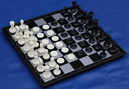 YUGA TOUS 4856-C Шахматный набор 2в1