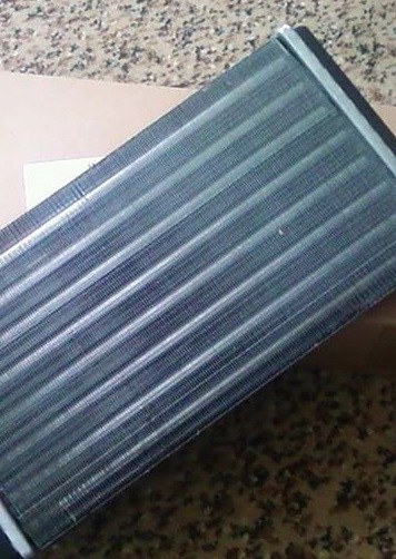 Радиатор салонной печки на Hyundai Universe 972068D020 - фото 1 - id-p69755854