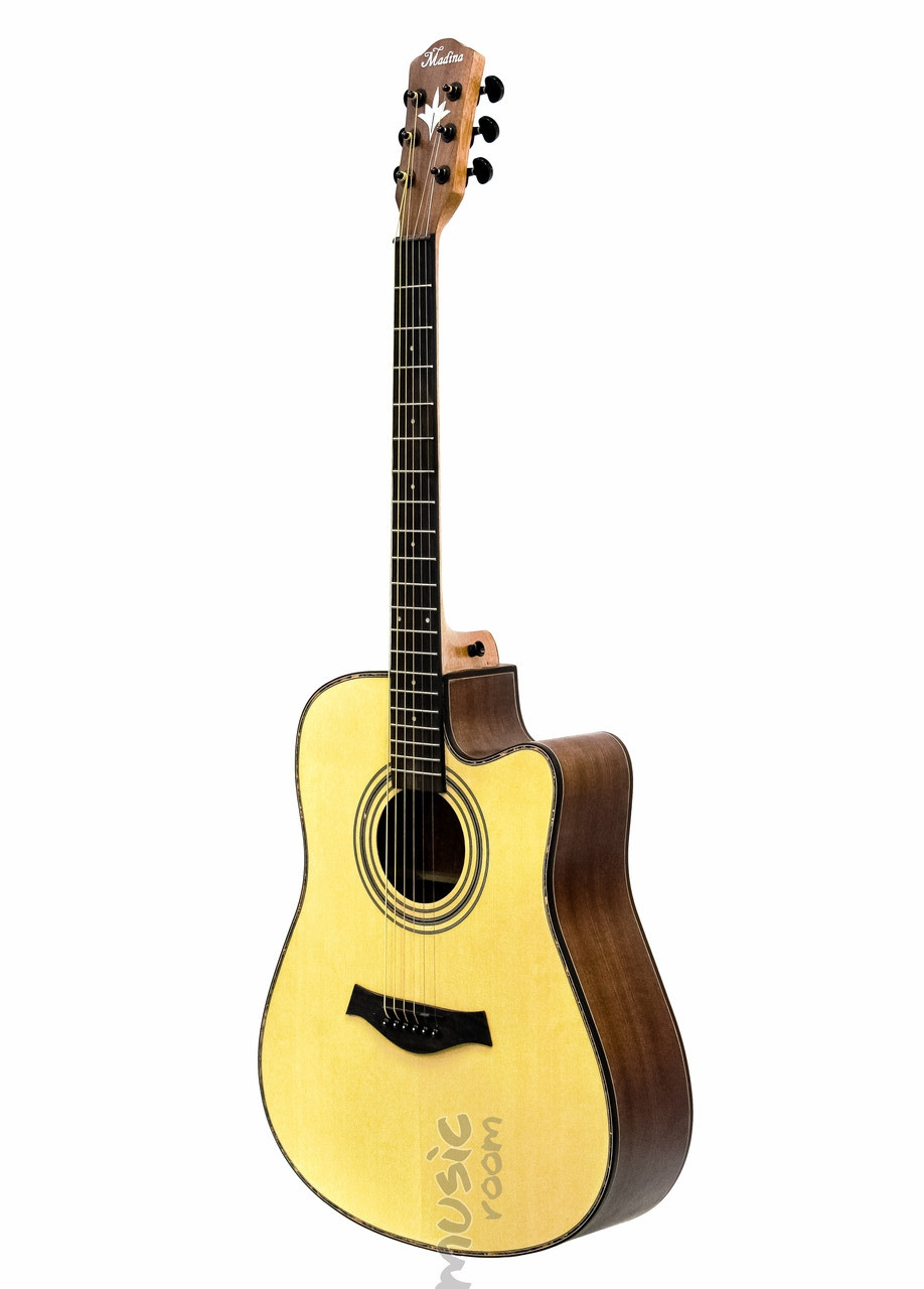 Акустическая  гитара Madina M022C