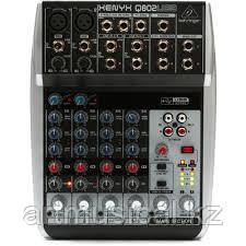 Микшерный пульт Behringer XENYX Q802USB