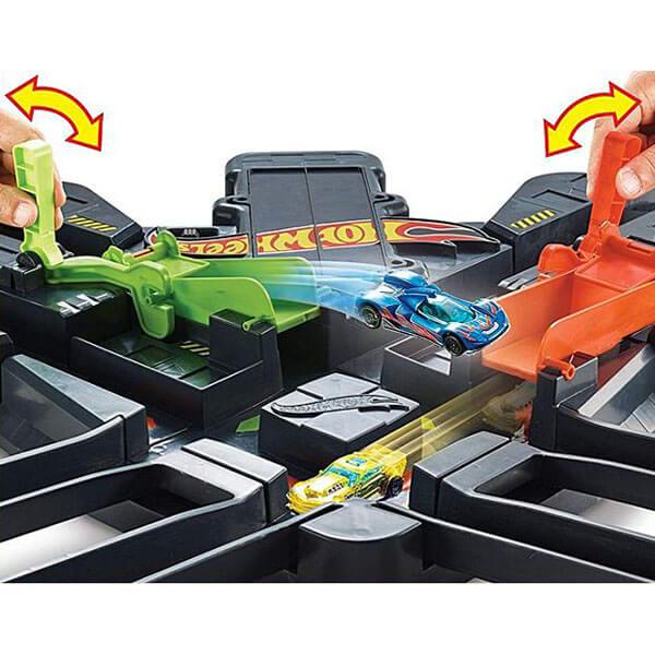 Игровой набор "Грандиозные столкновения" Mattel Hot Wheels GFH87