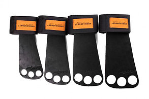 Накладки гимнастические кожаные универсальные  размеры  XL, S