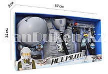 Игровой набор пилота "Ace Pilot" военный серый (пистолет, шлем, очки, жилетка и др)