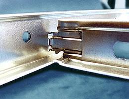 Профиль подвесной системы Армстронг направляющая 3.7 металлик - фото 4 - id-p69945840