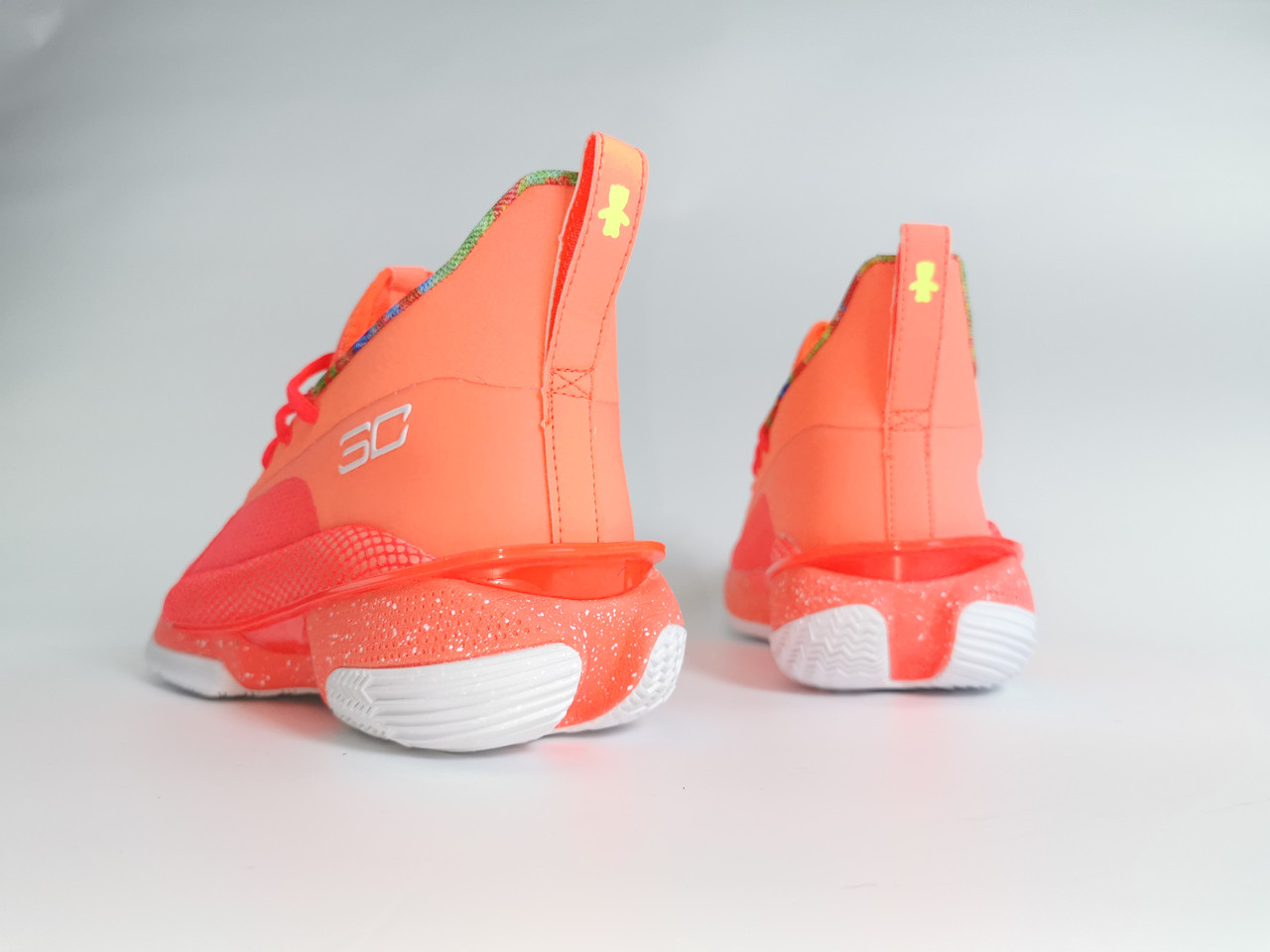 Баскетбольные кроссовки UA Curry 7 (VII) from Stephen Curry - фото 2 - id-p69971043