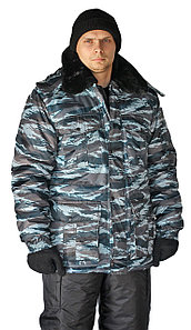 Камуфляжная мужская зимняя куртка охранника