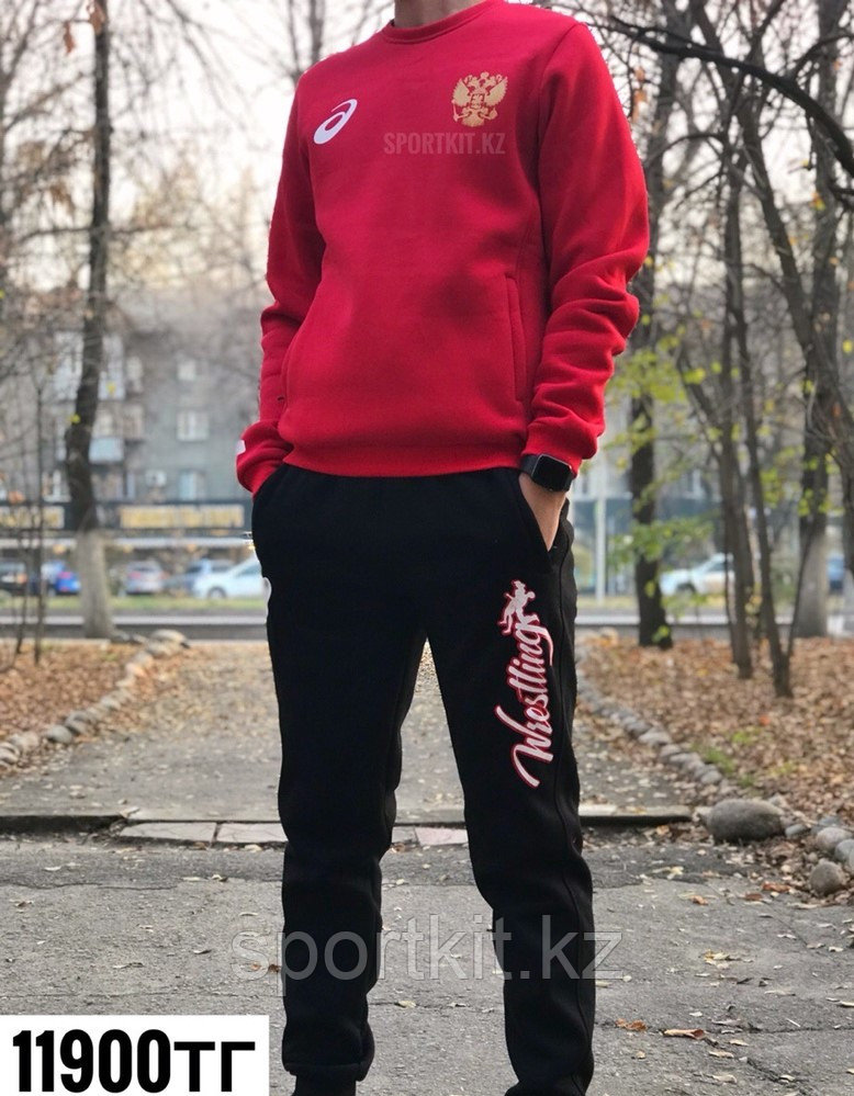 Спортивный костюм Asics