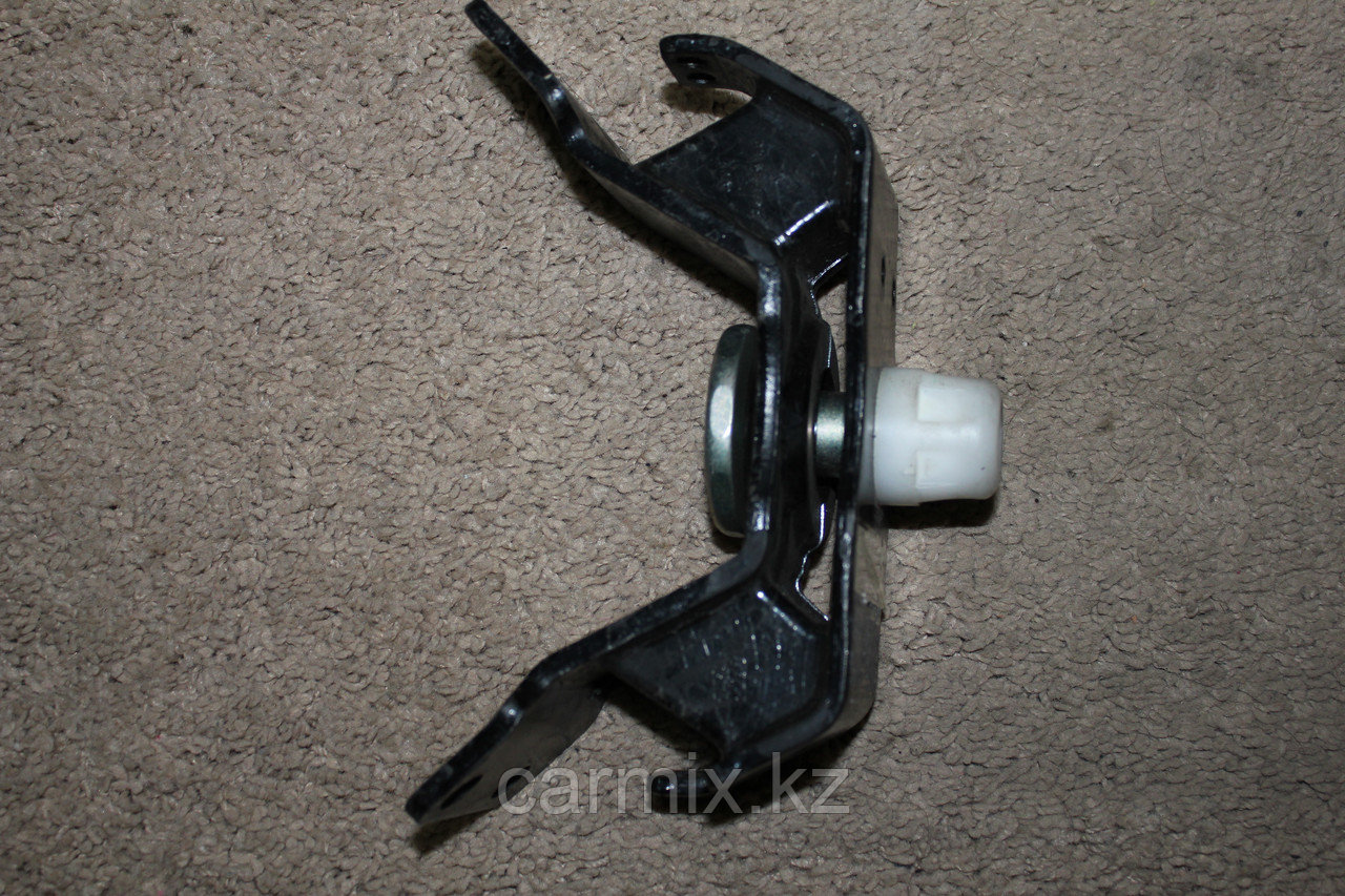 Подушка двигателя LAND CRUISER PRADO 120 TRJ120, RZJ120