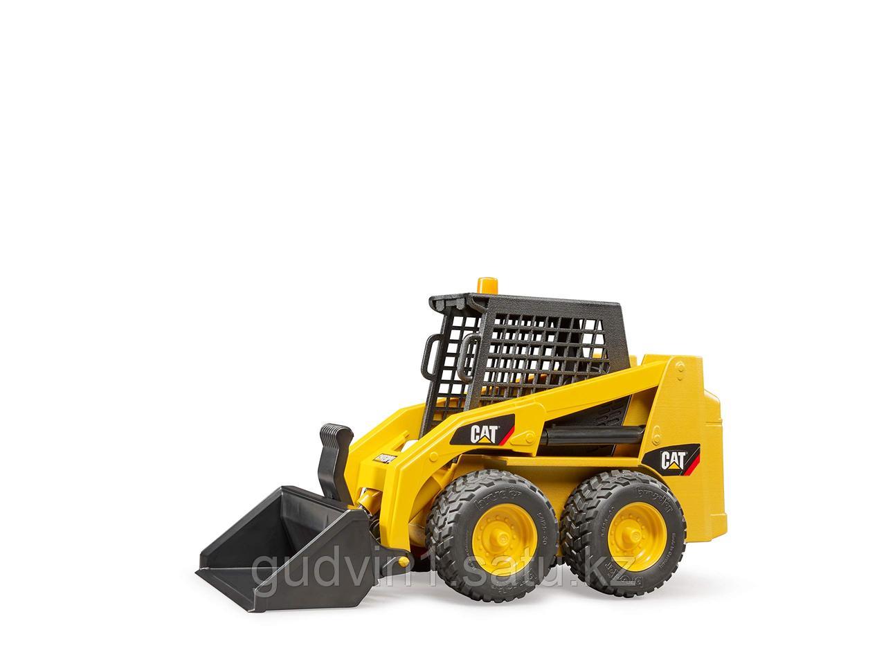 Погрузчик Bruder с бортовым поворотом Cat 02-481
