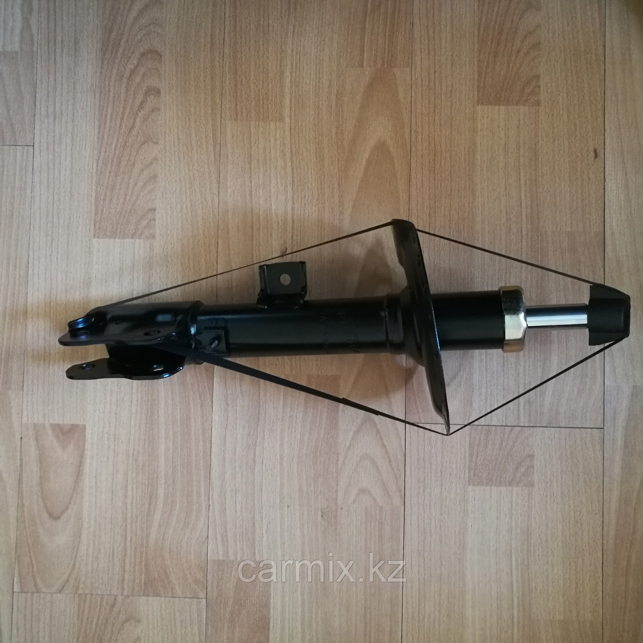 Амортизатор передний правый (стойка амортизатора) OUTLANDER GF3W 2013-