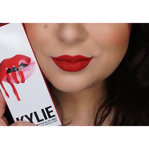 Жидкая матовая помада + карандаш KYLIE Lip Kit от Кайли Дженнер (Love Bite) - фото 2 - id-p70217603