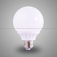 Декоративная круглая лампочка пластиковая белая G80 E27 LED 9+9W Пластиковый корпус