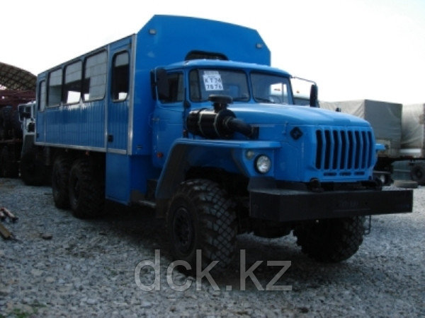 Вахтовый автобус Урал 28 мест
