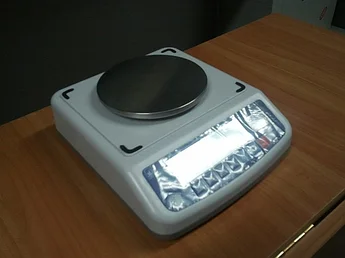 Весы ВК-300 лабораторные до 300 гр