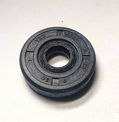 Сальник 9*26*7