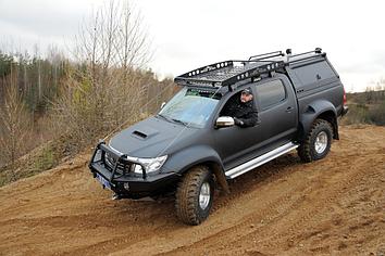 Передний силовой бампер с кенгурином алюминиевый - Toyota Hilux Arctic Trucks