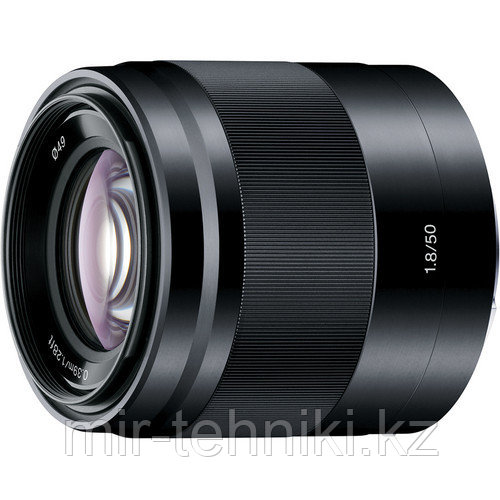 Объектив Sony E 50mm f/1.8 OSS